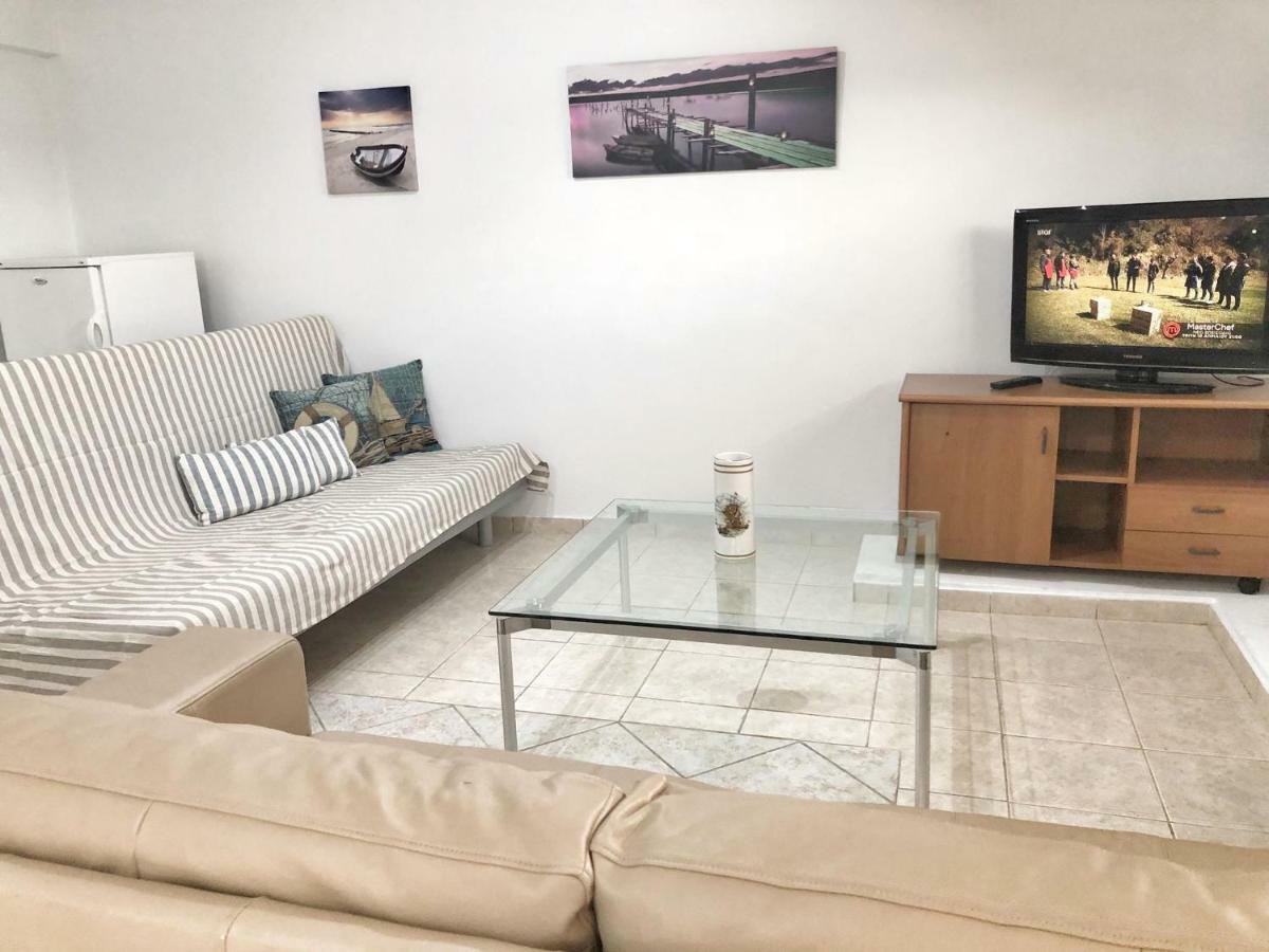 Renovated Apt Close To Beach Wifi Ac Anavyssos Exteriér fotografie